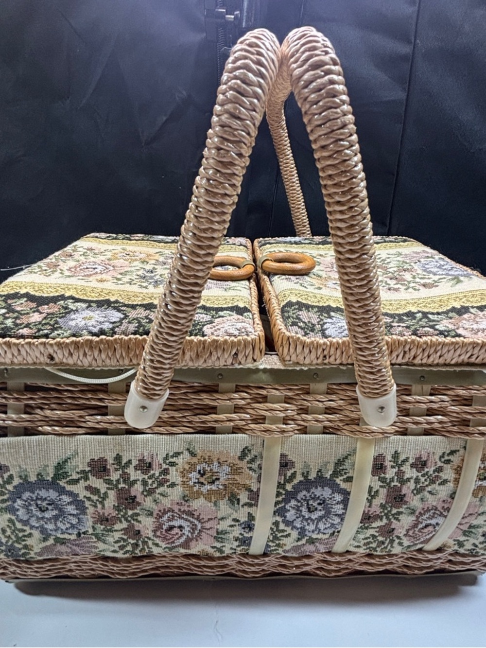 Vtg Sewing box Azar Tapestry fabric cushion covered 2 Handle W/contents Read - Picture 4 of 16